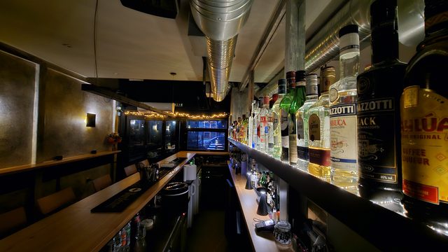 Topan Bar on Facebook